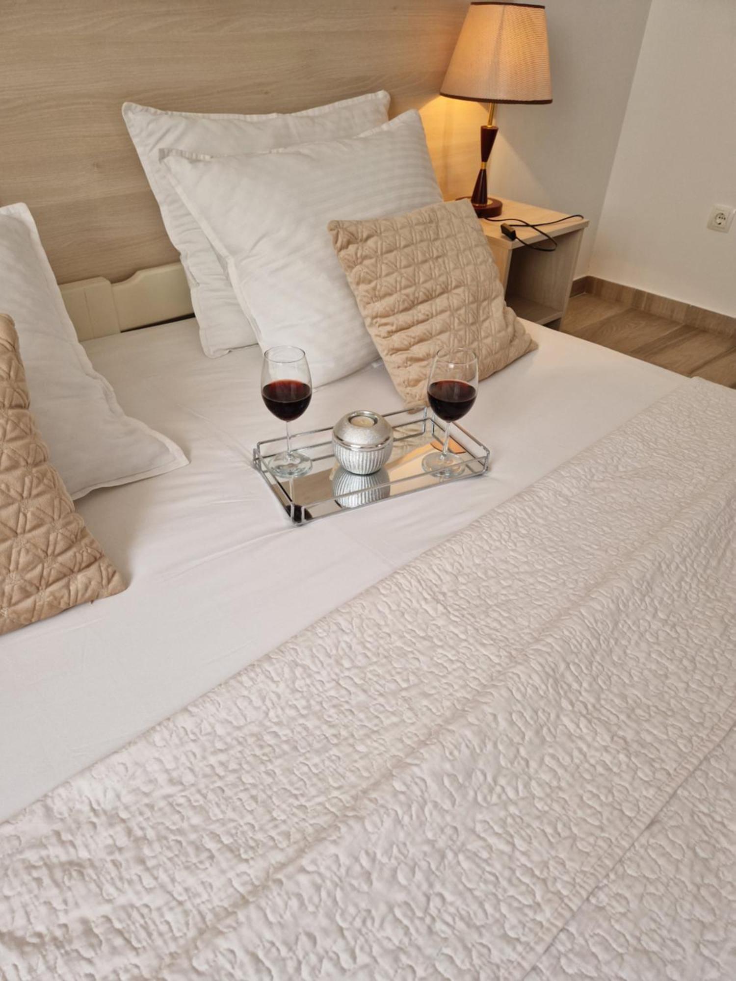 Apartments Saric Башка-Вода Екстер'єр фото