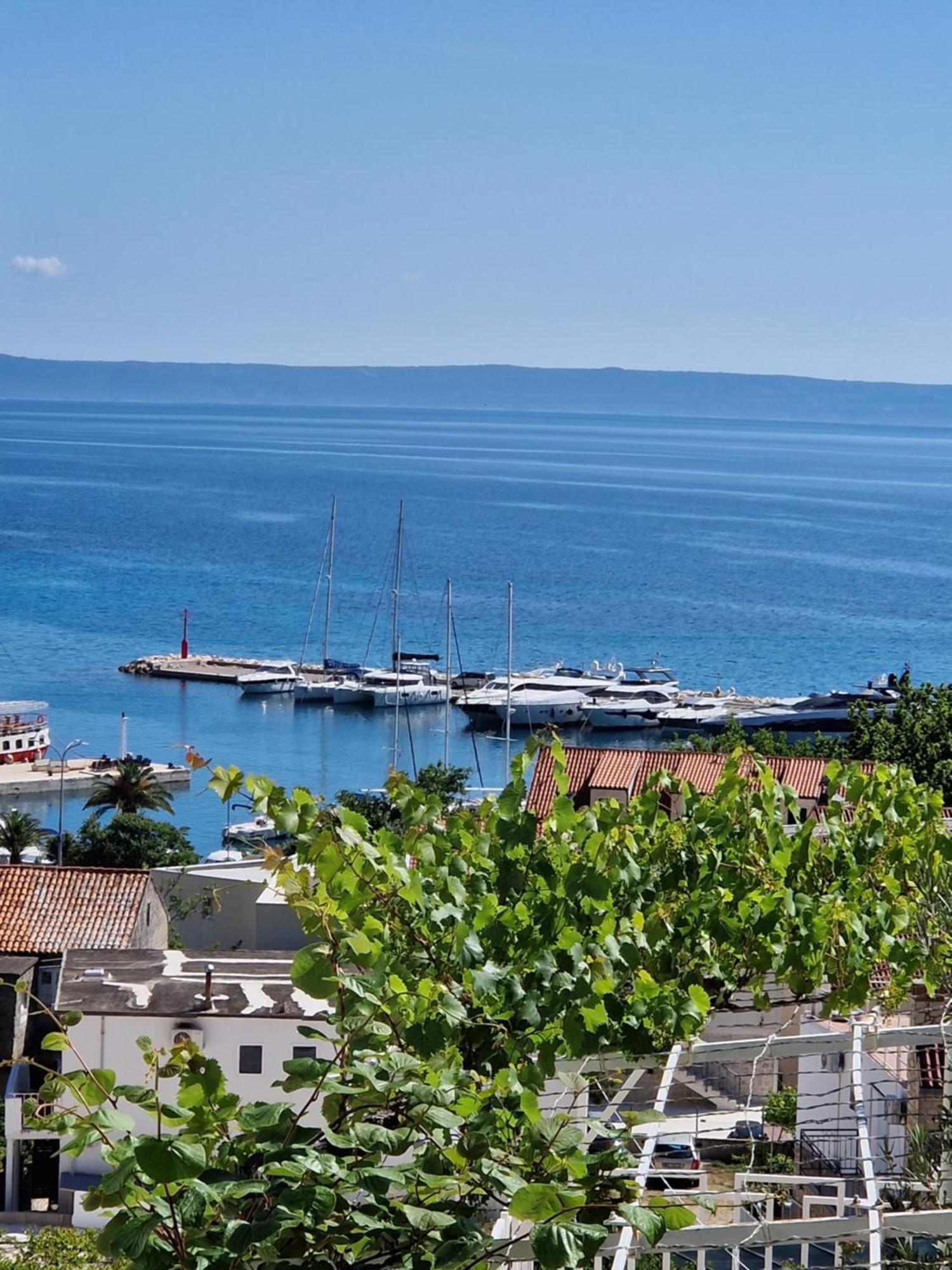 Apartments Saric Башка-Вода Екстер'єр фото