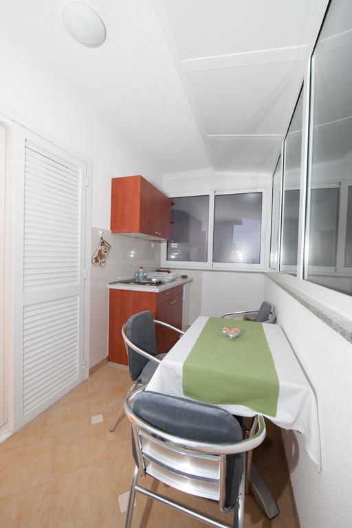 Apartments Saric Башка-Вода Екстер'єр фото