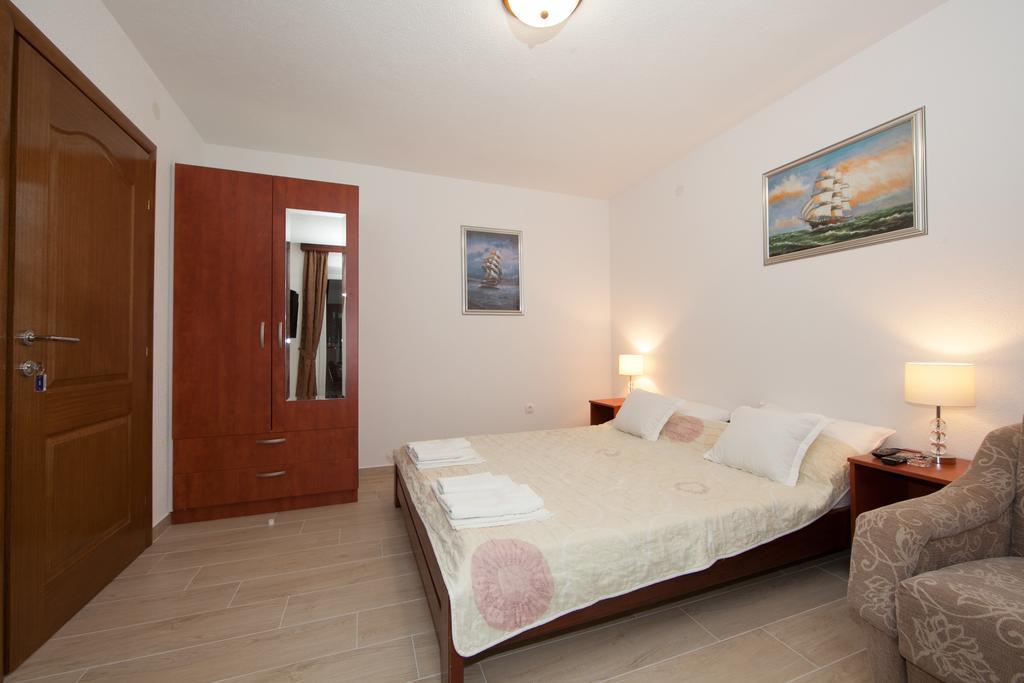 Apartments Saric Башка-Вода Екстер'єр фото