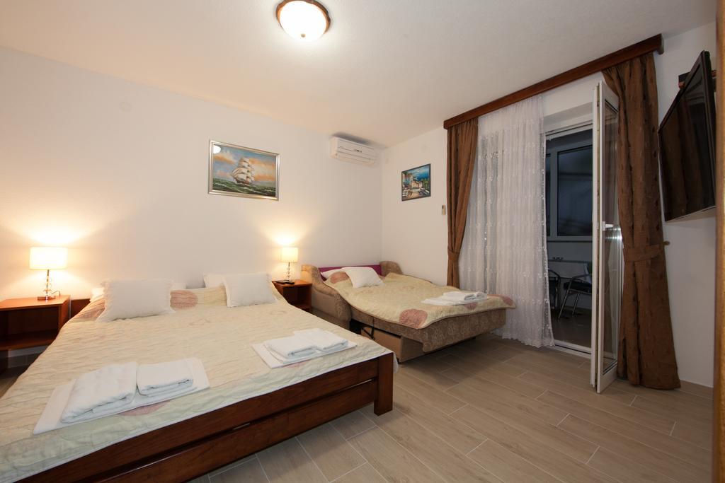 Apartments Saric Башка-Вода Екстер'єр фото
